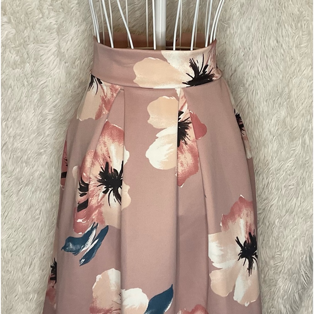 Haute Monde Ladies Medium Pink Floral Color Pattern Flare Skirt